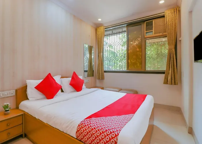 Oyo 79583 Seven Sun Guest House