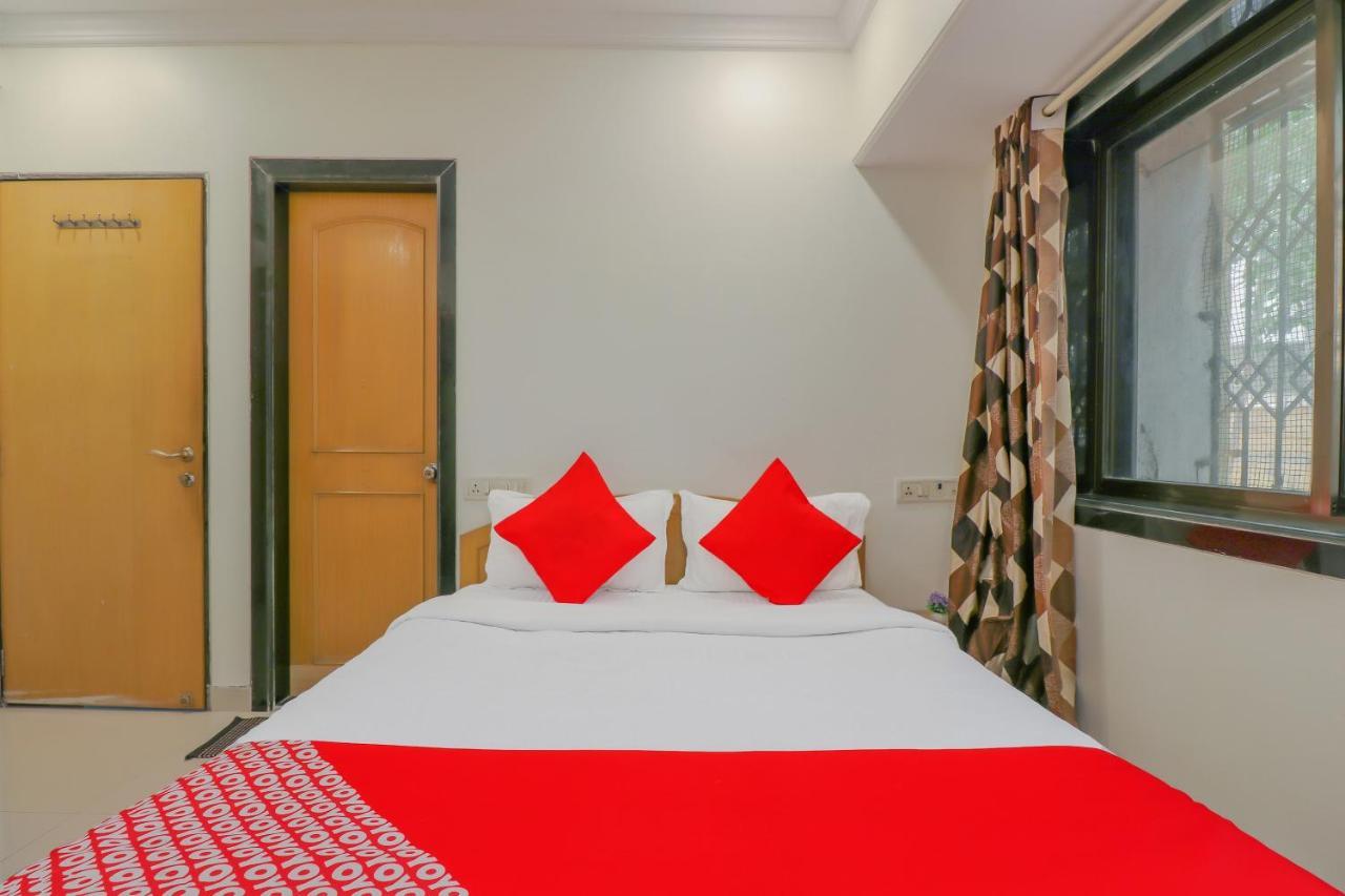 Oyo 79583 Seven Sun Guest House 3* Mumbai